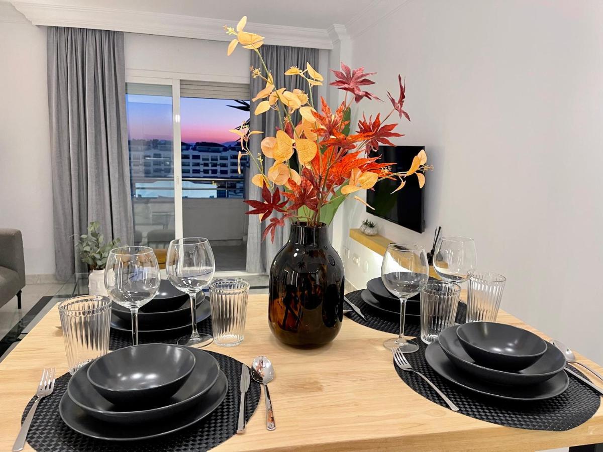 Puerto Banus Beach Moderno Apartamento マルベーリャ エクステリア 写真